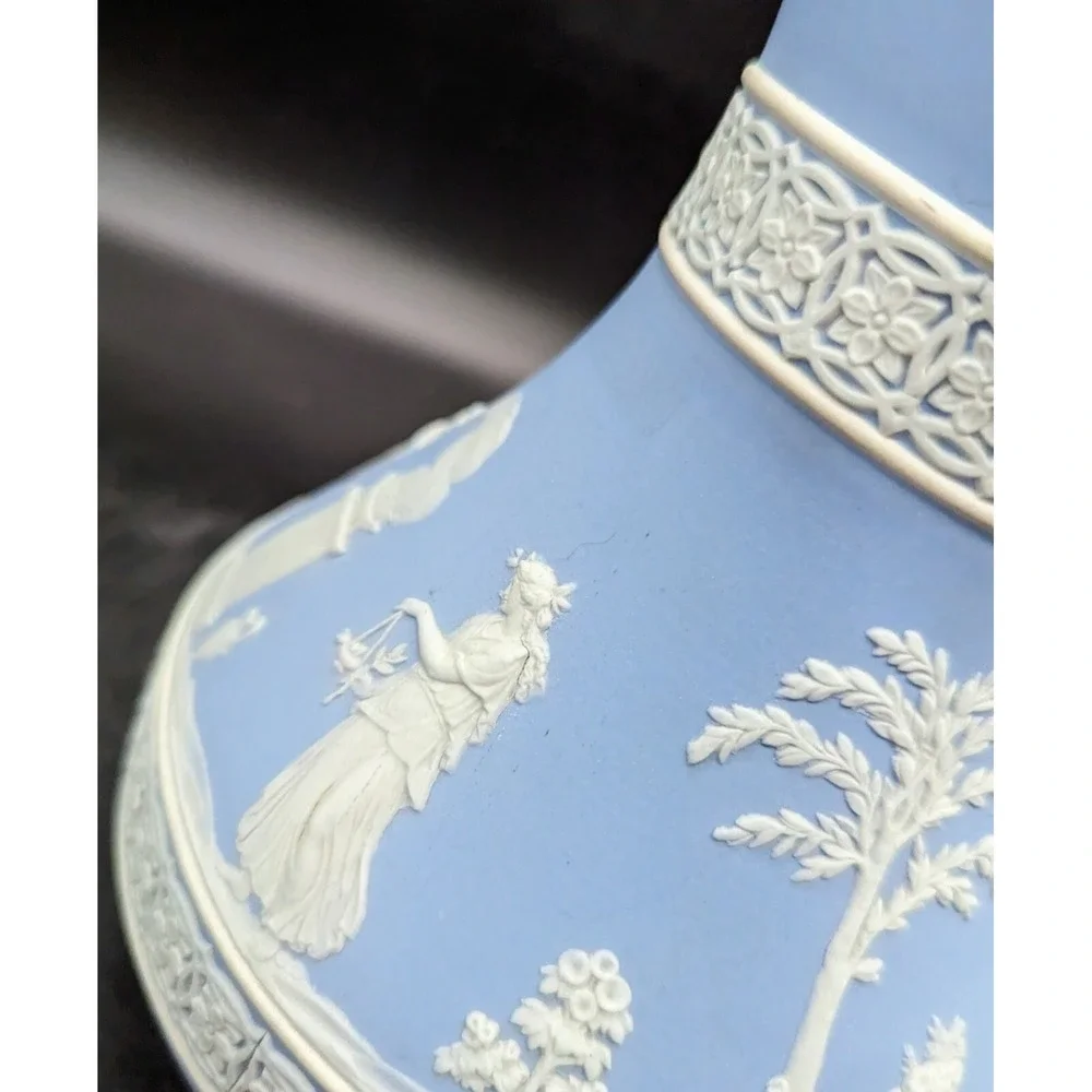 Antique Wedgwood Blue Jasperware Etruscan Syrup Pitcher W/Lid England 7.25*
